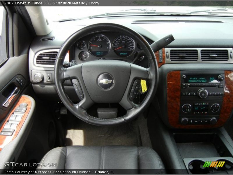 Dashboard of 2007 Tahoe LTZ