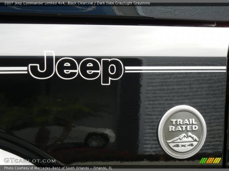 Black Clearcoat / Dark Slate Gray/Light Graystone 2007 Jeep Commander Limited 4x4