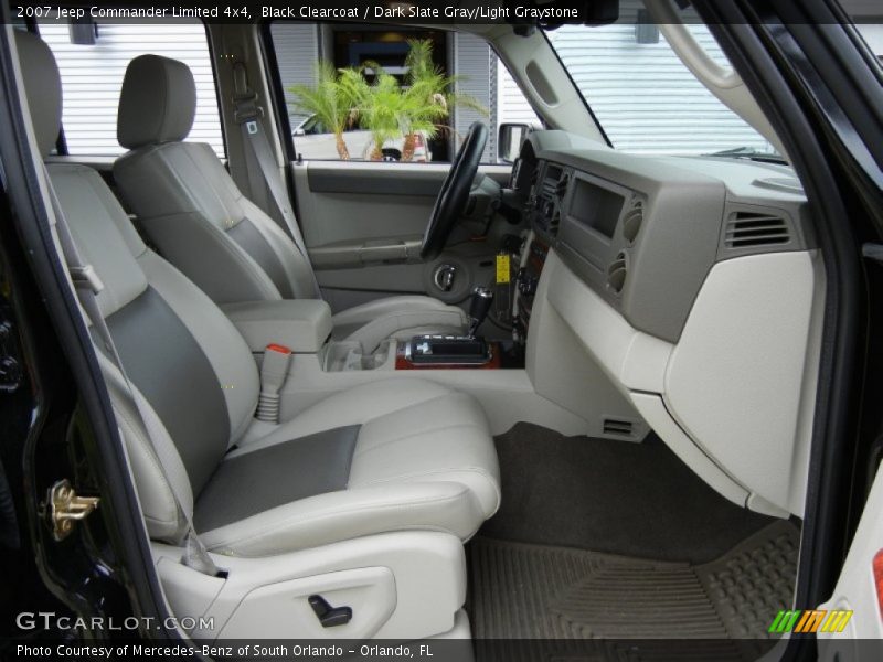 Black Clearcoat / Dark Slate Gray/Light Graystone 2007 Jeep Commander Limited 4x4