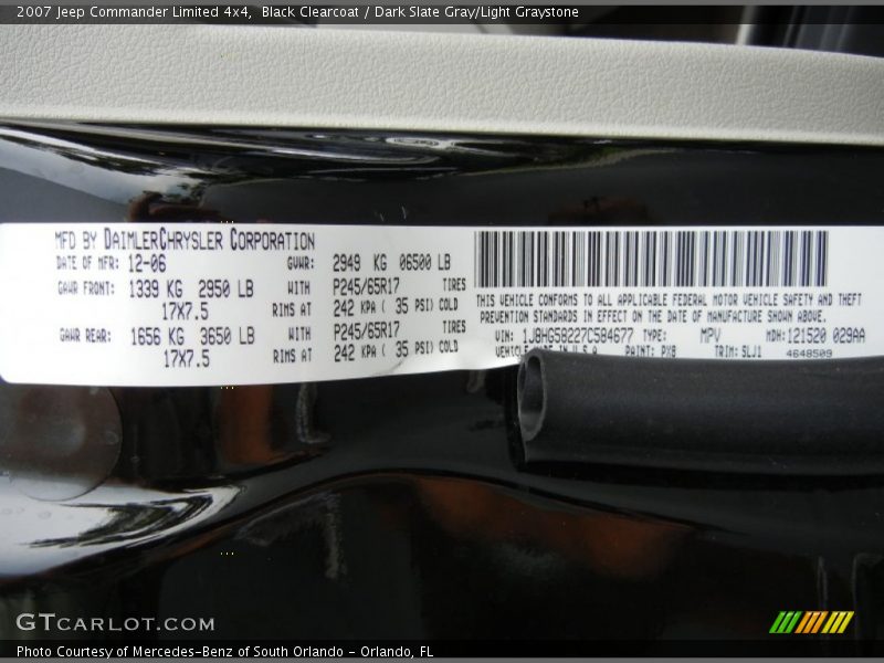 Black Clearcoat / Dark Slate Gray/Light Graystone 2007 Jeep Commander Limited 4x4