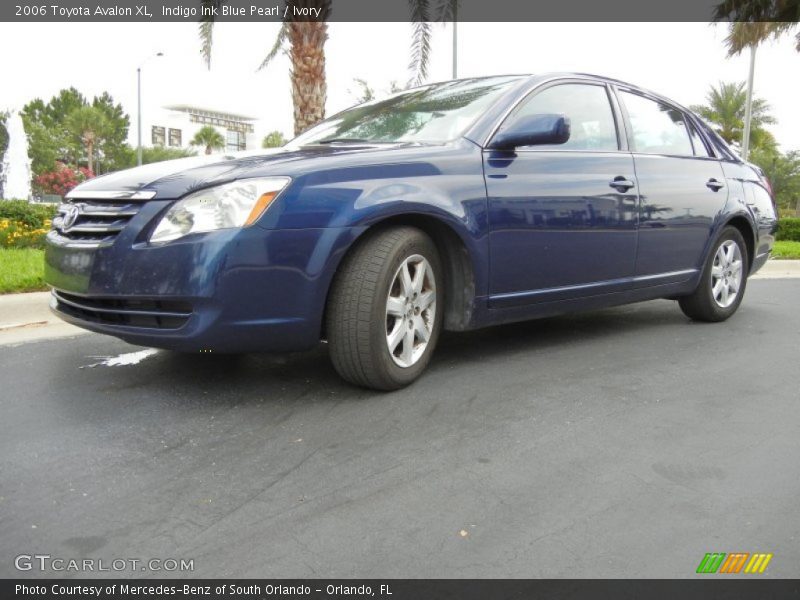 Indigo Ink Blue Pearl / Ivory 2006 Toyota Avalon XL