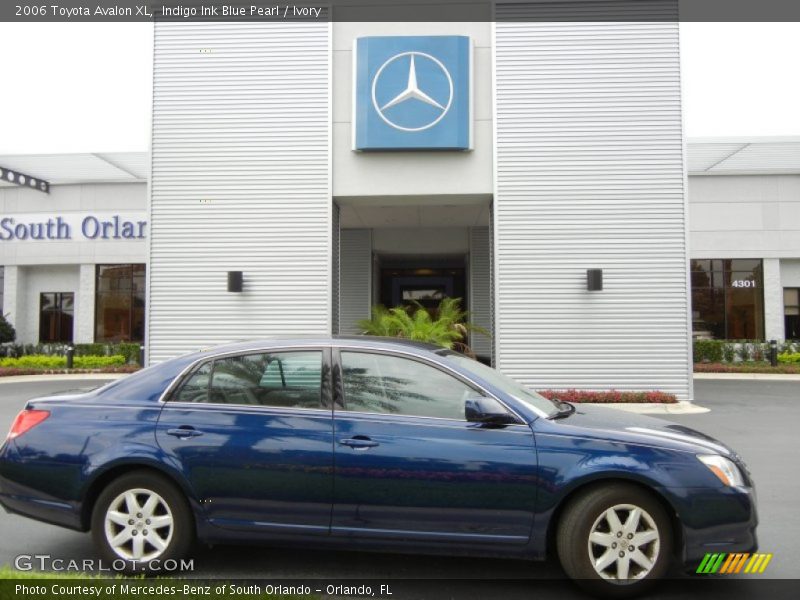 Indigo Ink Blue Pearl / Ivory 2006 Toyota Avalon XL