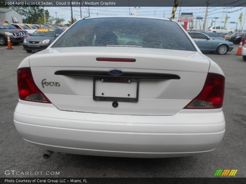 Cloud 9 White / Medium Graphite 2004 Ford Focus LX Sedan