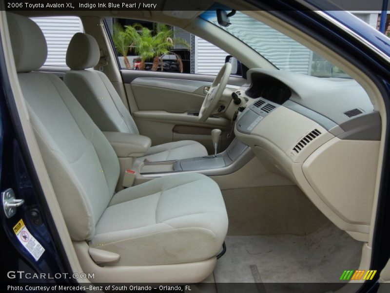 Indigo Ink Blue Pearl / Ivory 2006 Toyota Avalon XL