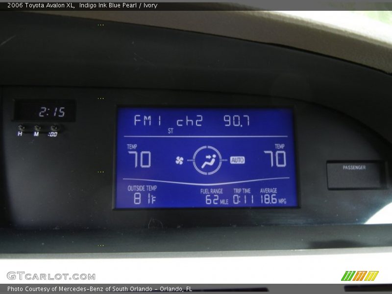 Indigo Ink Blue Pearl / Ivory 2006 Toyota Avalon XL