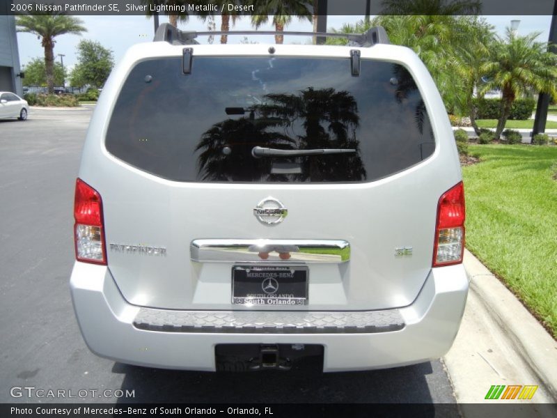 Silver Lightning Metallic / Desert 2006 Nissan Pathfinder SE