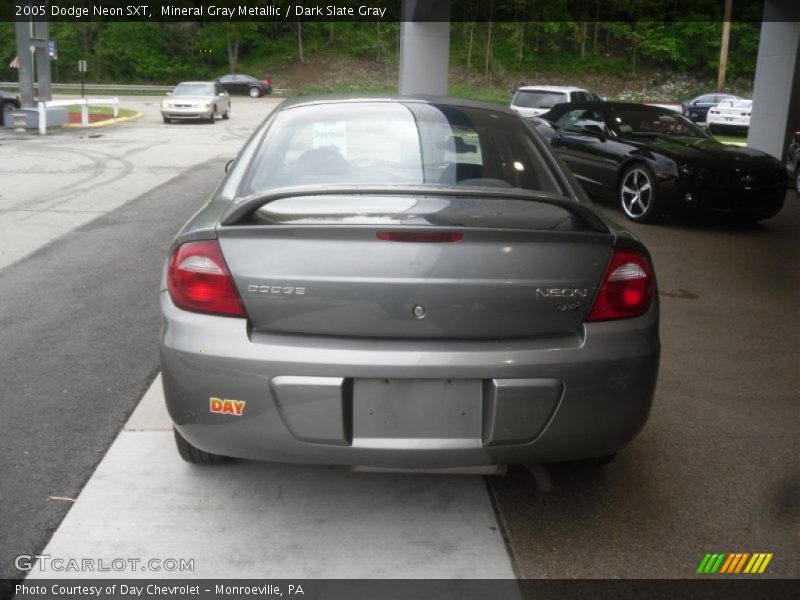 Mineral Gray Metallic / Dark Slate Gray 2005 Dodge Neon SXT