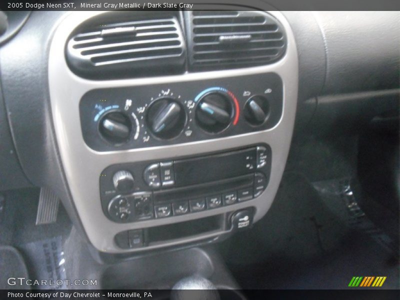 Mineral Gray Metallic / Dark Slate Gray 2005 Dodge Neon SXT