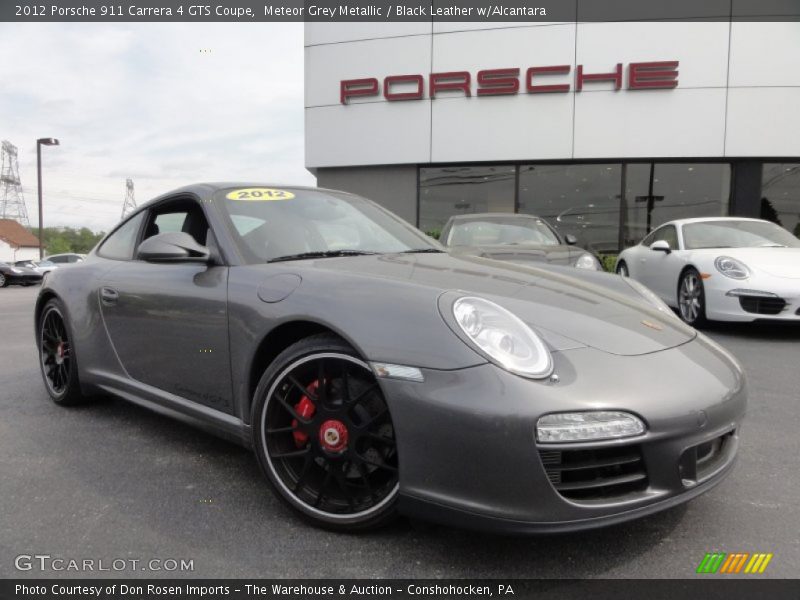 Front 3/4 View of 2012 911 Carrera 4 GTS Coupe