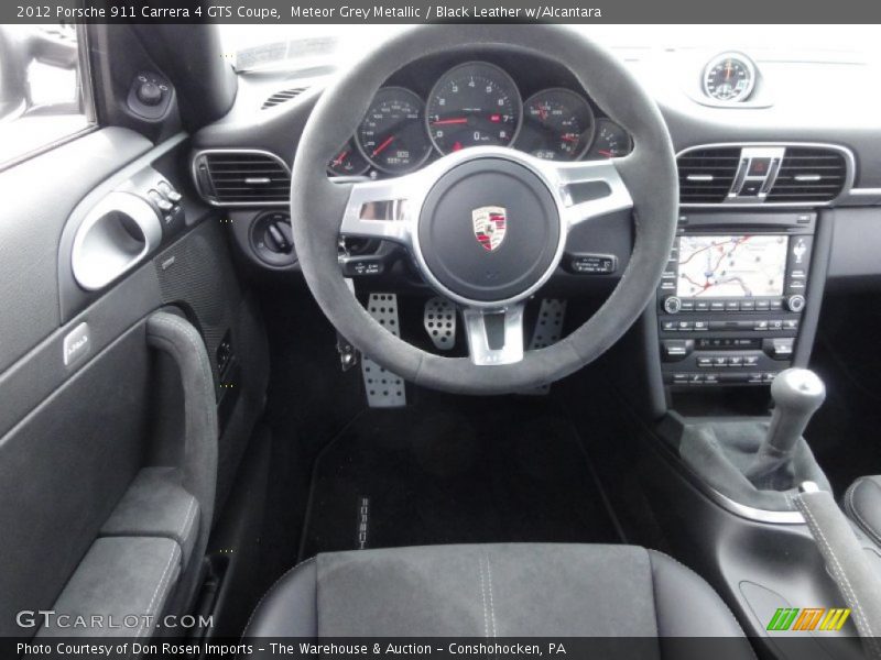  2012 911 Carrera 4 GTS Coupe Steering Wheel