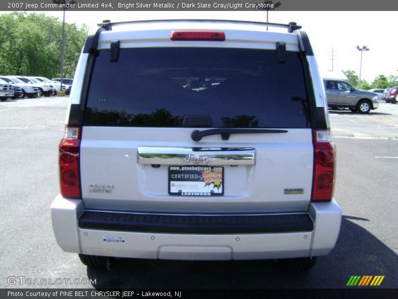 Bright Silver Metallic / Dark Slate Gray/Light Graystone 2007 Jeep Commander Limited 4x4