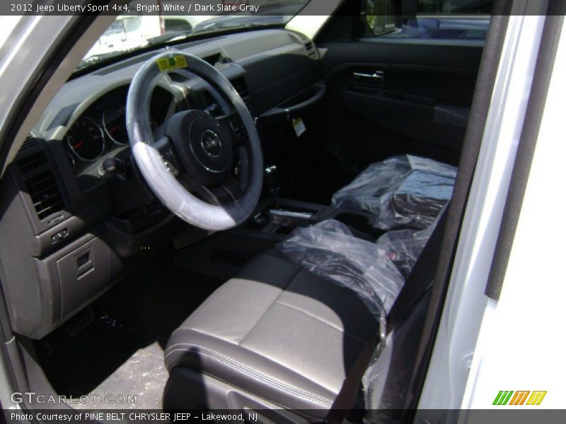 Bright White / Dark Slate Gray 2012 Jeep Liberty Sport 4x4