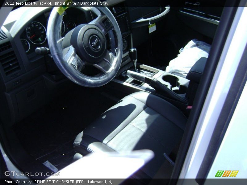 Bright White / Dark Slate Gray 2012 Jeep Liberty Jet 4x4