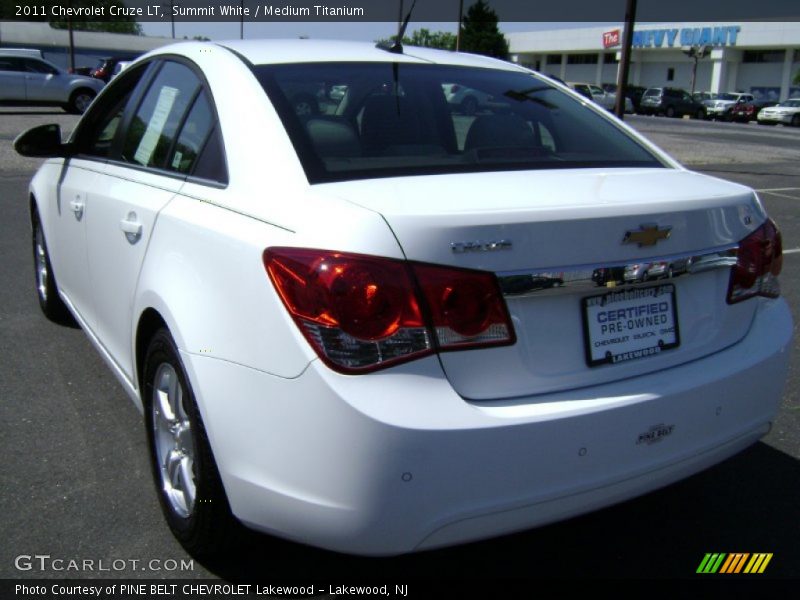Summit White / Medium Titanium 2011 Chevrolet Cruze LT