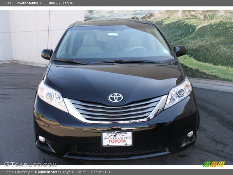 Black / Bisque 2012 Toyota Sienna XLE