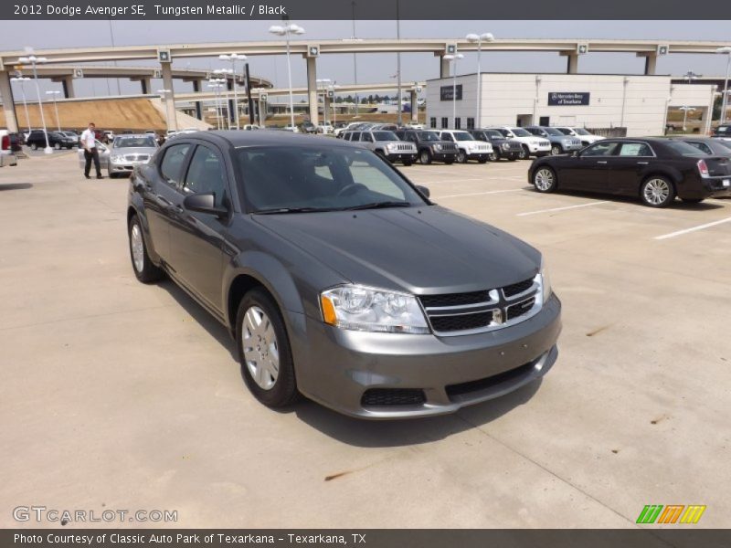 Tungsten Metallic / Black 2012 Dodge Avenger SE
