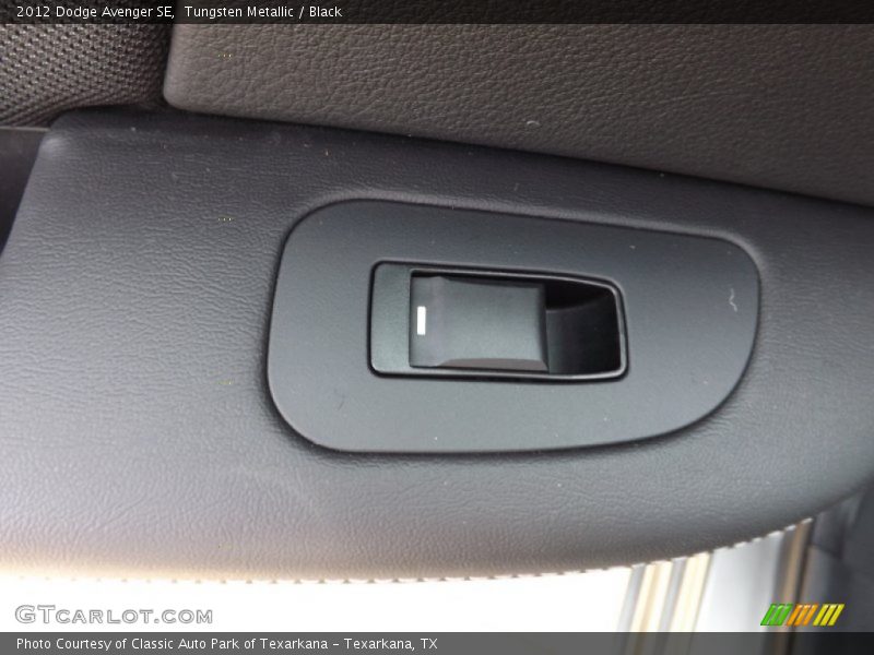 Tungsten Metallic / Black 2012 Dodge Avenger SE