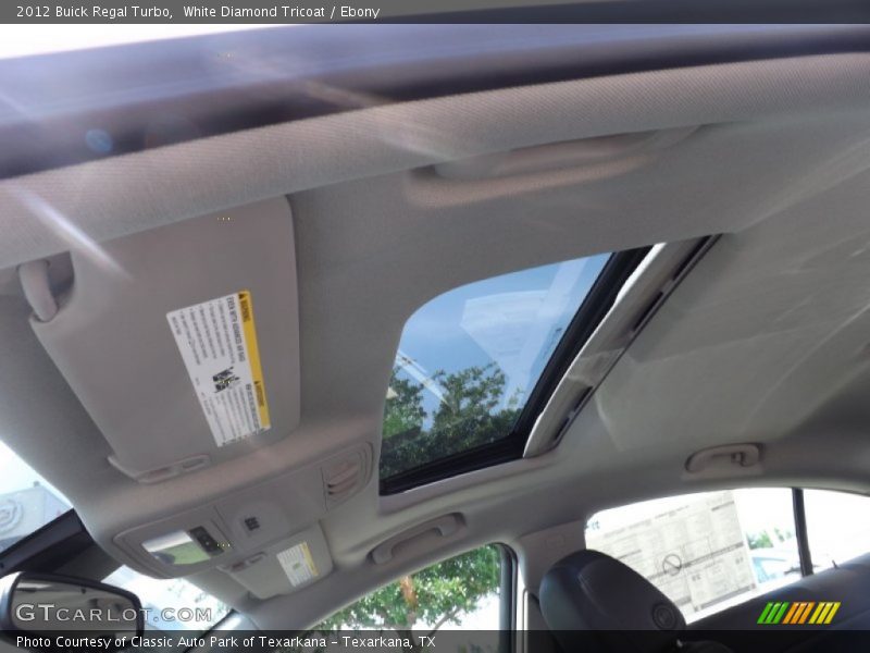 White Diamond Tricoat / Ebony 2012 Buick Regal Turbo