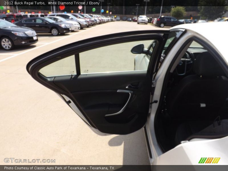 White Diamond Tricoat / Ebony 2012 Buick Regal Turbo