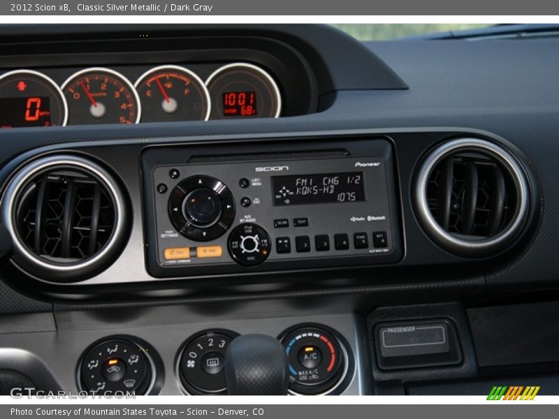 Classic Silver Metallic / Dark Gray 2012 Scion xB