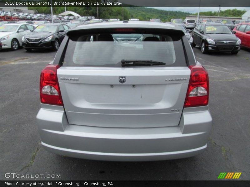 Bright Silver Metallic / Dark Slate Gray 2010 Dodge Caliber SXT