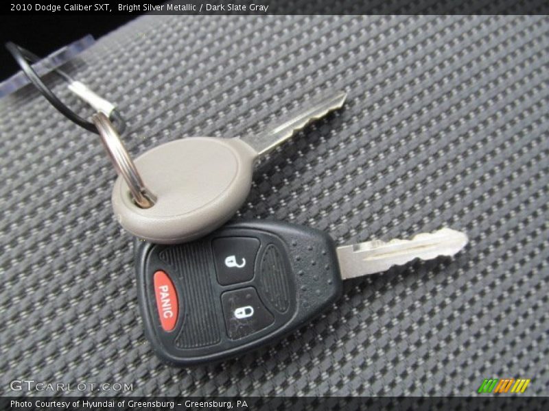 Bright Silver Metallic / Dark Slate Gray 2010 Dodge Caliber SXT