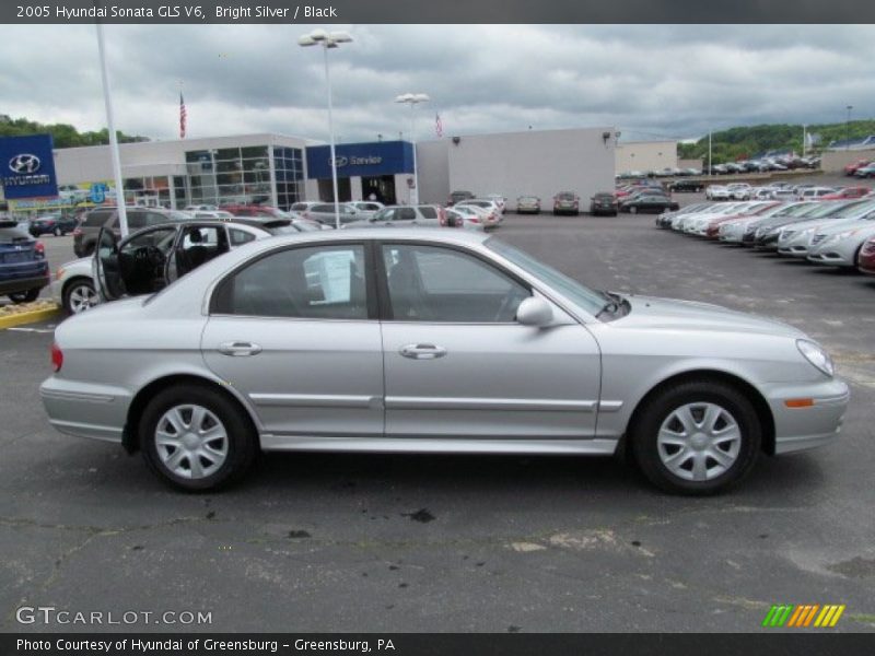 Bright Silver / Black 2005 Hyundai Sonata GLS V6
