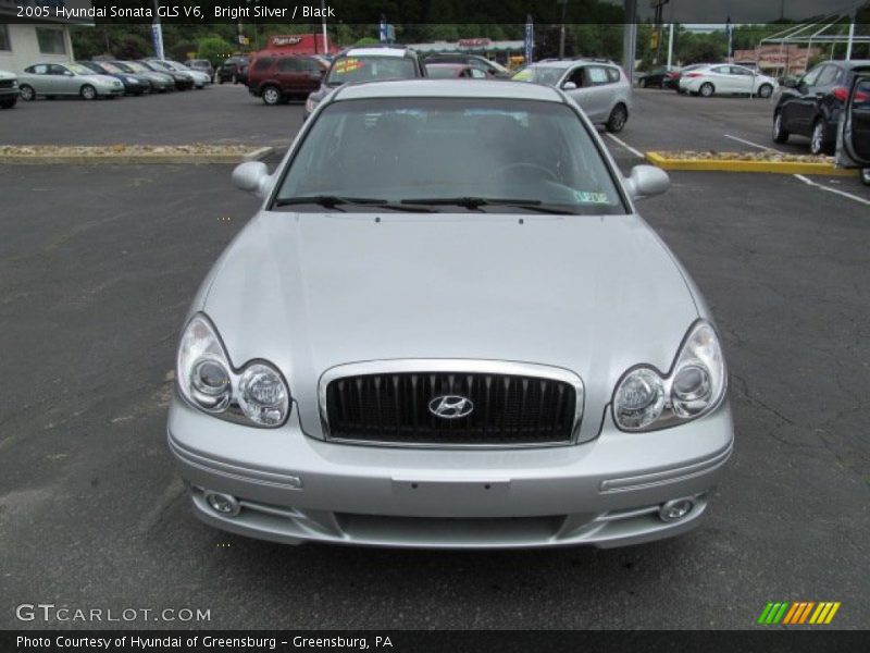 Bright Silver / Black 2005 Hyundai Sonata GLS V6