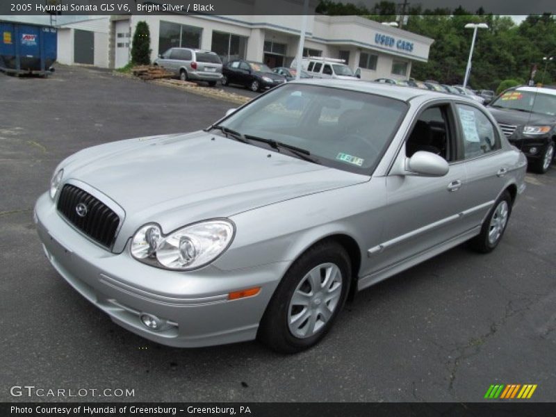 Bright Silver / Black 2005 Hyundai Sonata GLS V6