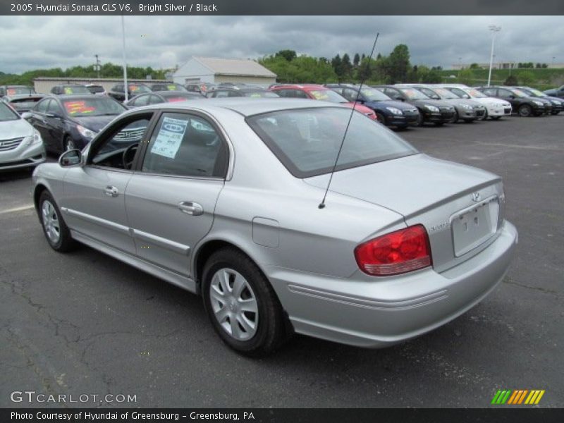 Bright Silver / Black 2005 Hyundai Sonata GLS V6