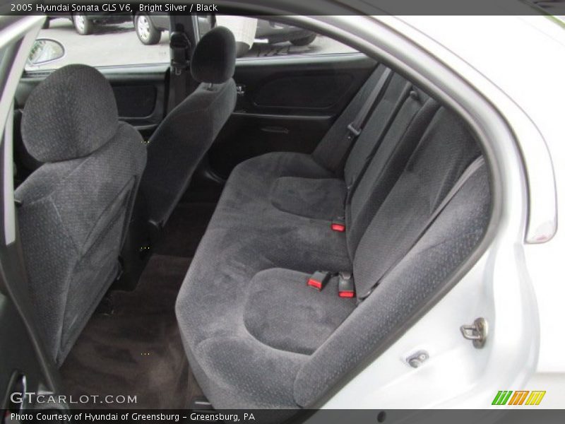 Bright Silver / Black 2005 Hyundai Sonata GLS V6