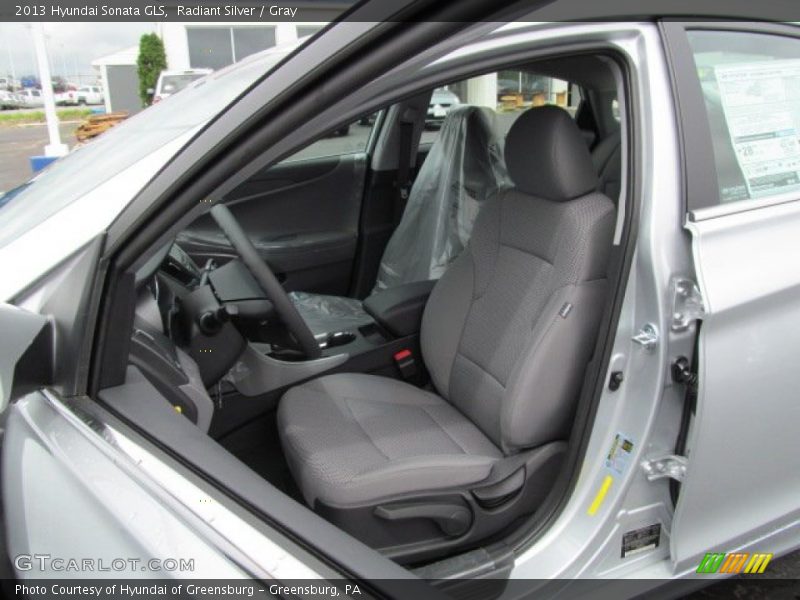 Radiant Silver / Gray 2013 Hyundai Sonata GLS