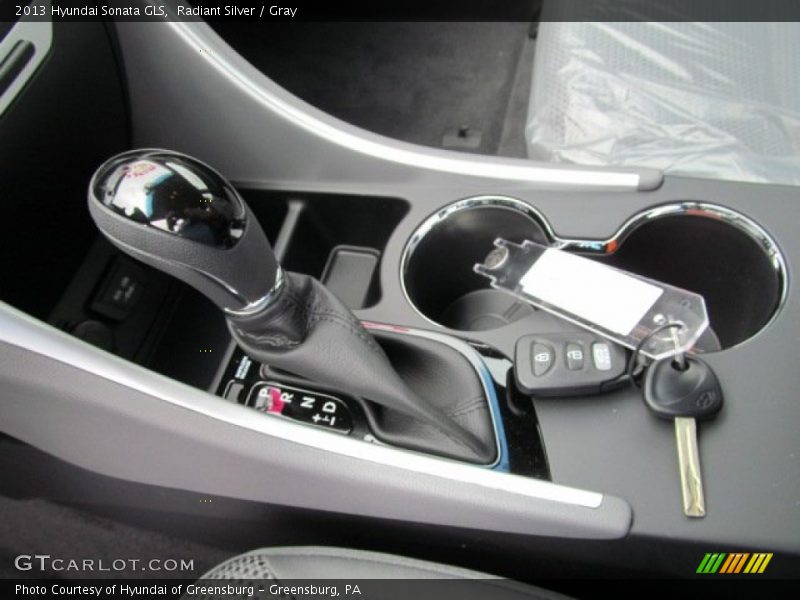 Radiant Silver / Gray 2013 Hyundai Sonata GLS