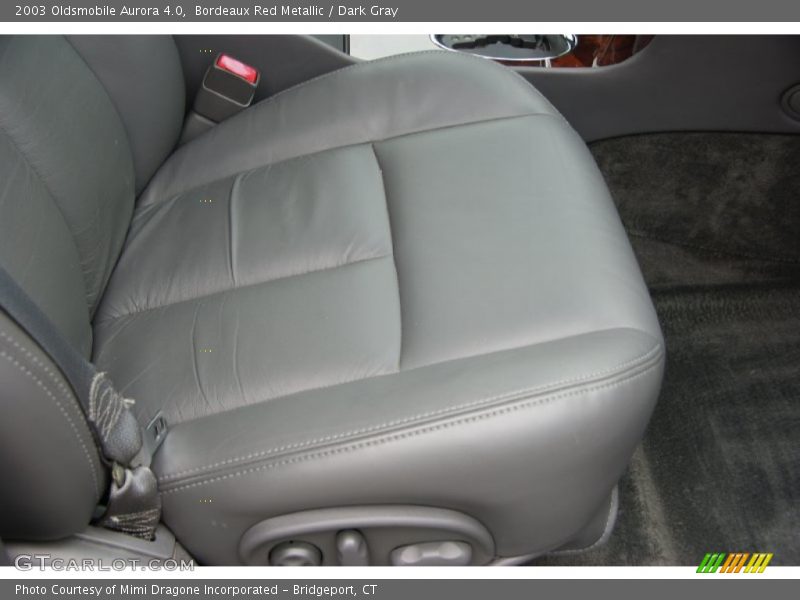 Front Seat of 2003 Aurora 4.0