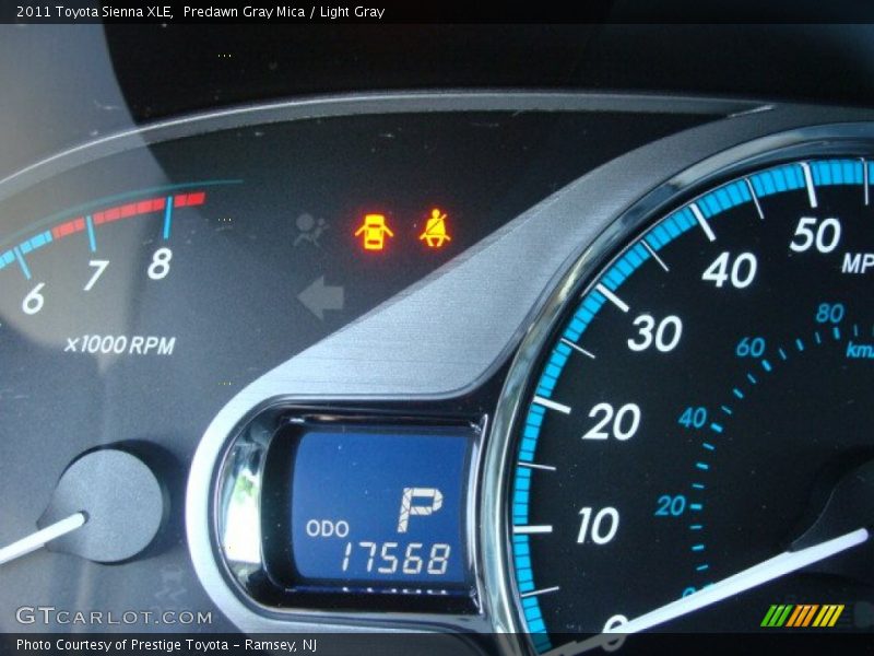 Predawn Gray Mica / Light Gray 2011 Toyota Sienna XLE