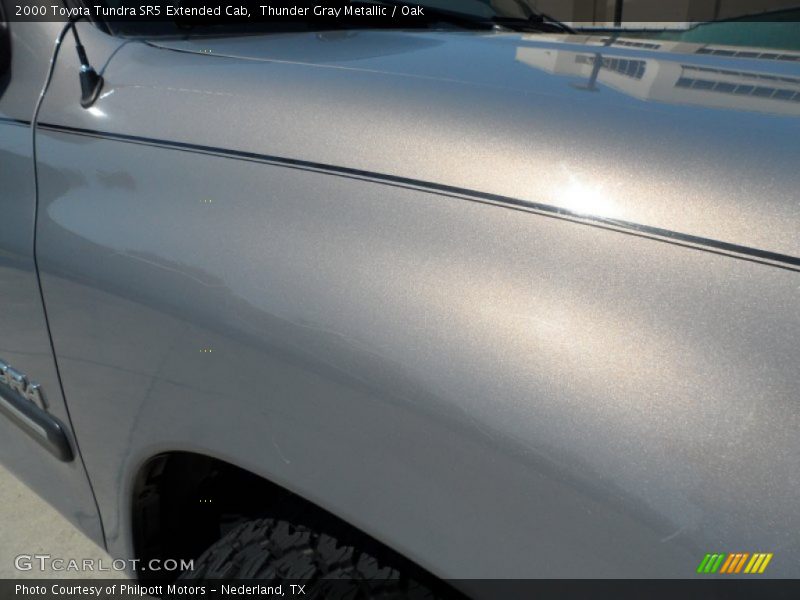 Thunder Gray Metallic / Oak 2000 Toyota Tundra SR5 Extended Cab