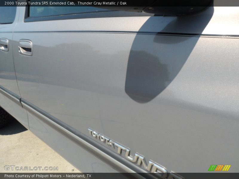 Thunder Gray Metallic / Oak 2000 Toyota Tundra SR5 Extended Cab