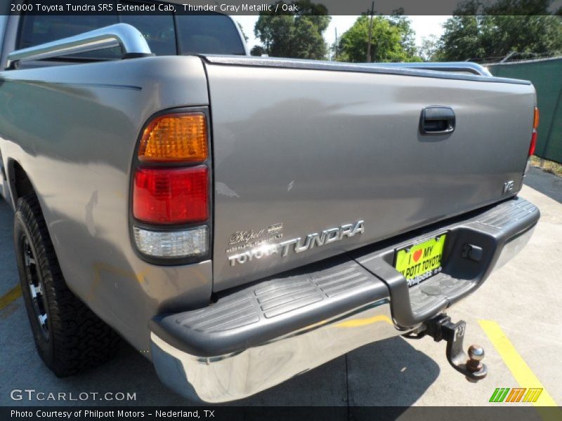 Thunder Gray Metallic / Oak 2000 Toyota Tundra SR5 Extended Cab