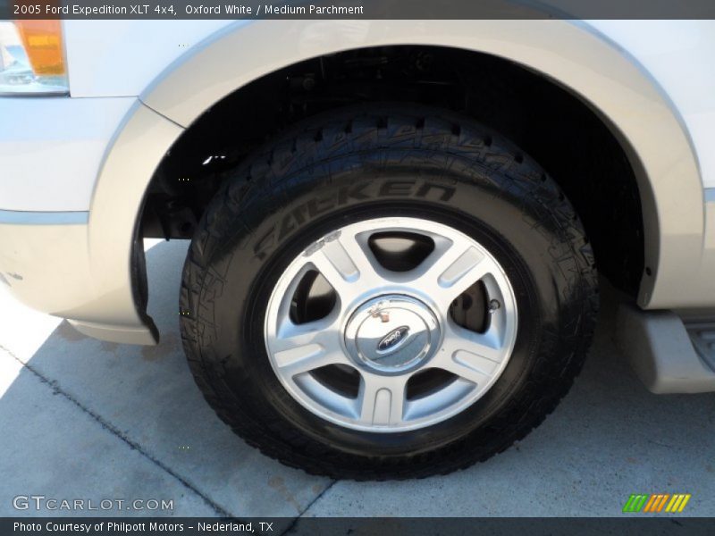  2005 Expedition XLT 4x4 Wheel