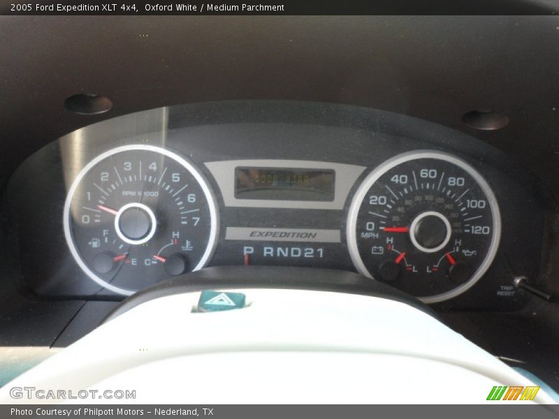  2005 Expedition XLT 4x4 XLT 4x4 Gauges