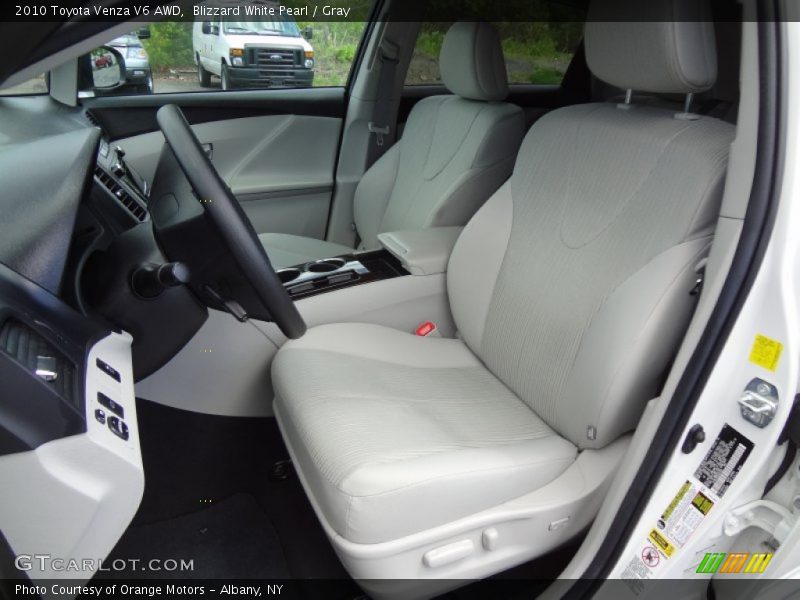 Blizzard White Pearl / Gray 2010 Toyota Venza V6 AWD