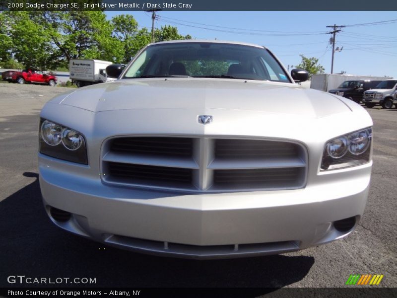 Bright Silver Metallic / Dark Slate Gray 2008 Dodge Charger SE