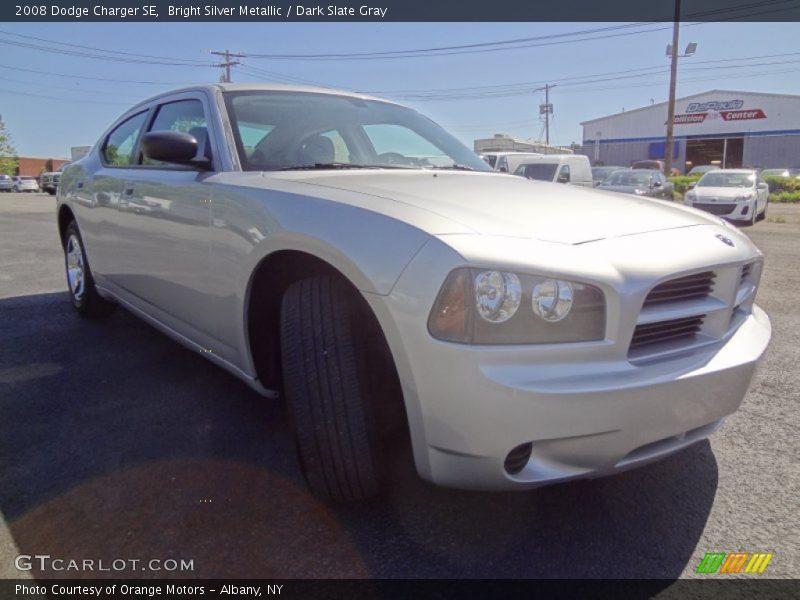 Bright Silver Metallic / Dark Slate Gray 2008 Dodge Charger SE