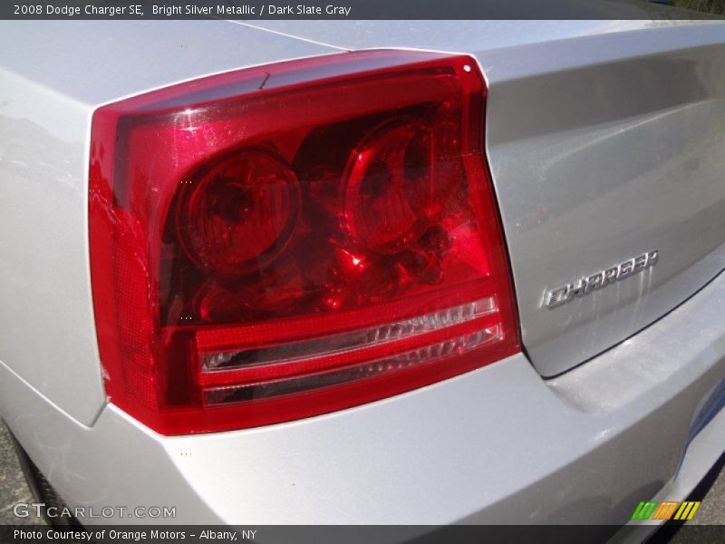 Bright Silver Metallic / Dark Slate Gray 2008 Dodge Charger SE