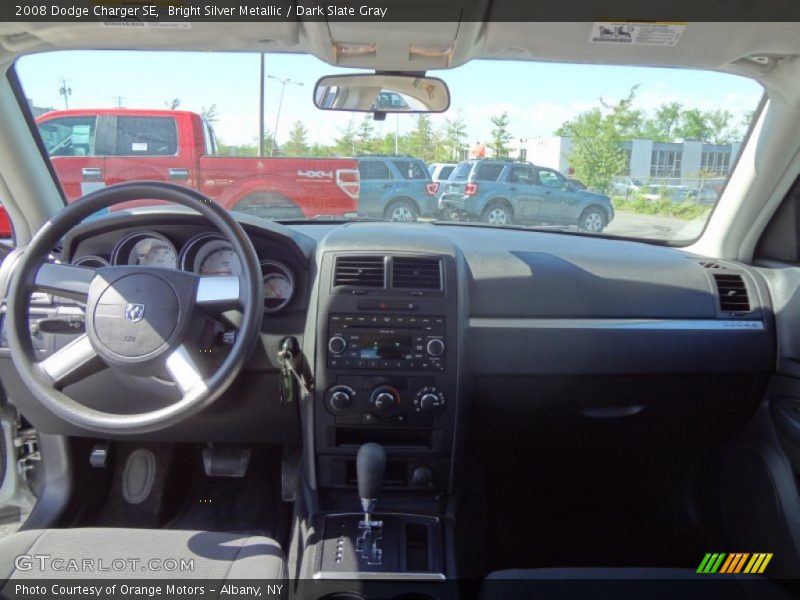 Bright Silver Metallic / Dark Slate Gray 2008 Dodge Charger SE