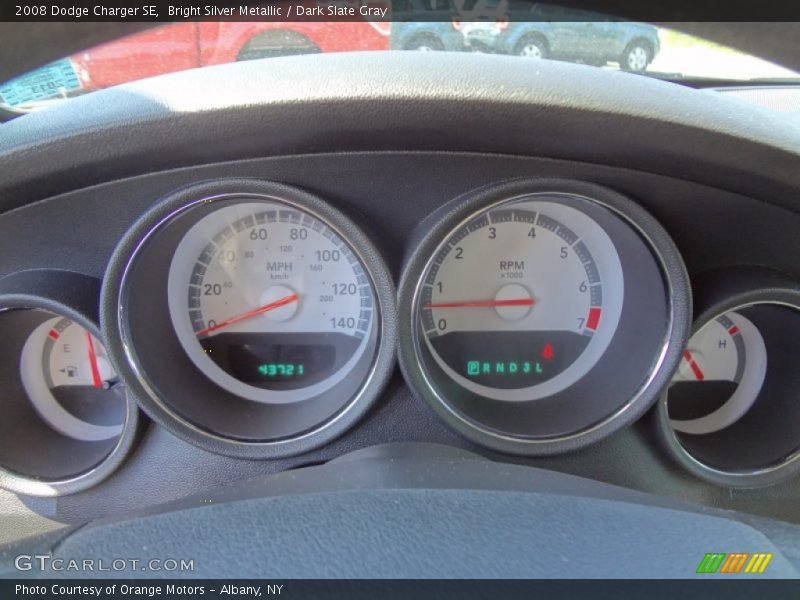 Bright Silver Metallic / Dark Slate Gray 2008 Dodge Charger SE