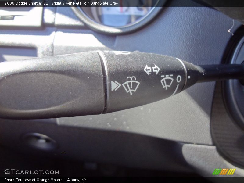 Bright Silver Metallic / Dark Slate Gray 2008 Dodge Charger SE