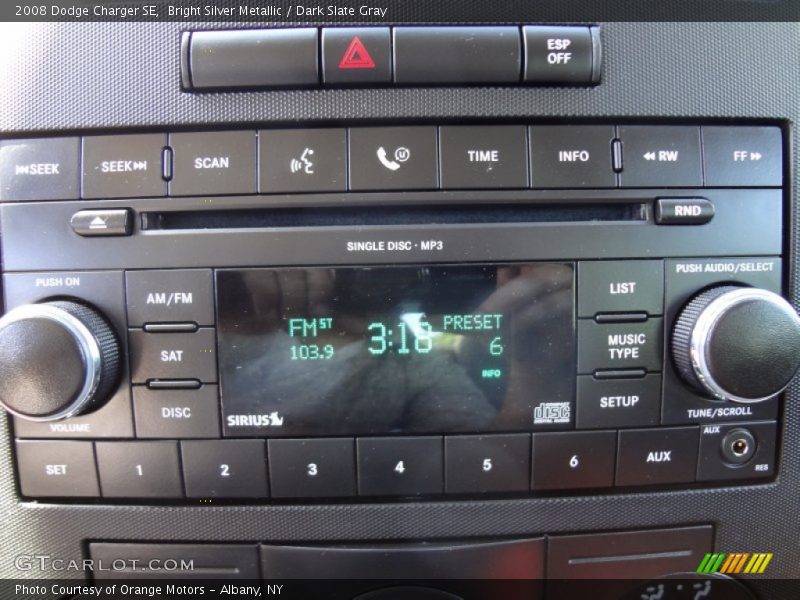 Bright Silver Metallic / Dark Slate Gray 2008 Dodge Charger SE