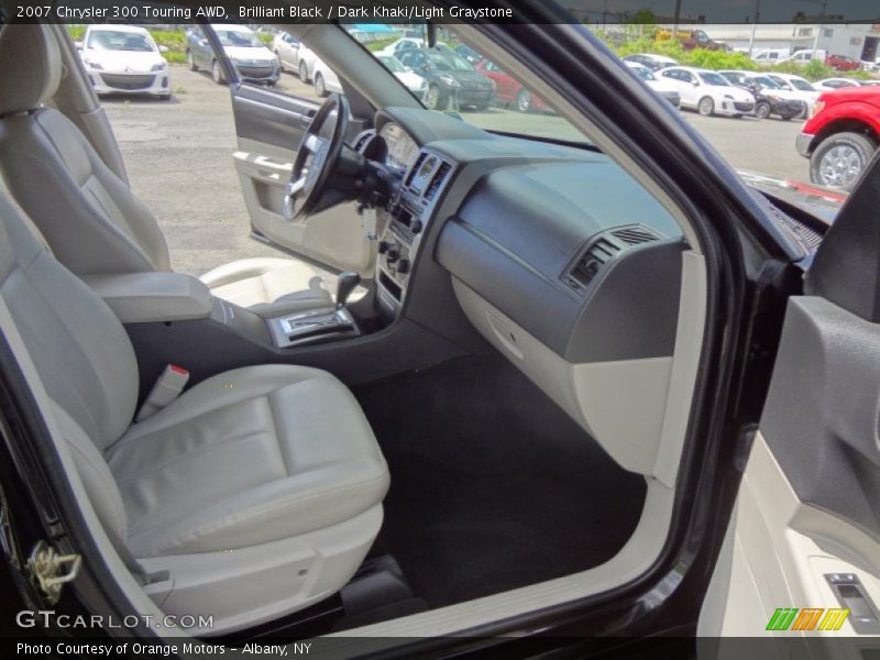 Brilliant Black / Dark Khaki/Light Graystone 2007 Chrysler 300 Touring AWD