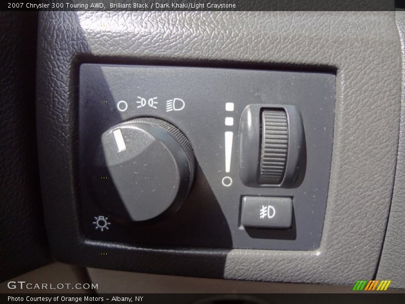 Brilliant Black / Dark Khaki/Light Graystone 2007 Chrysler 300 Touring AWD